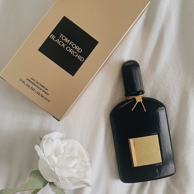 TOM FORD