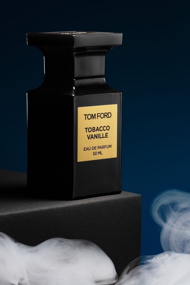 TOM FORD